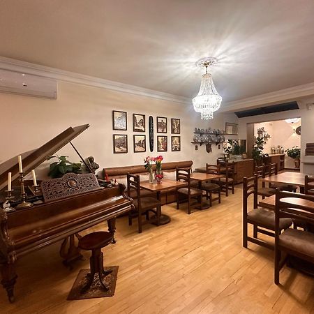Hin Yerevantsi Hotel Εξωτερικό φωτογραφία